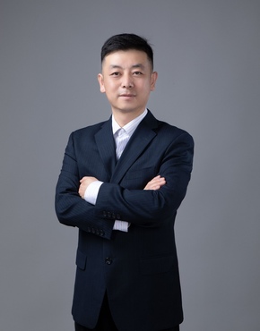 李燕春